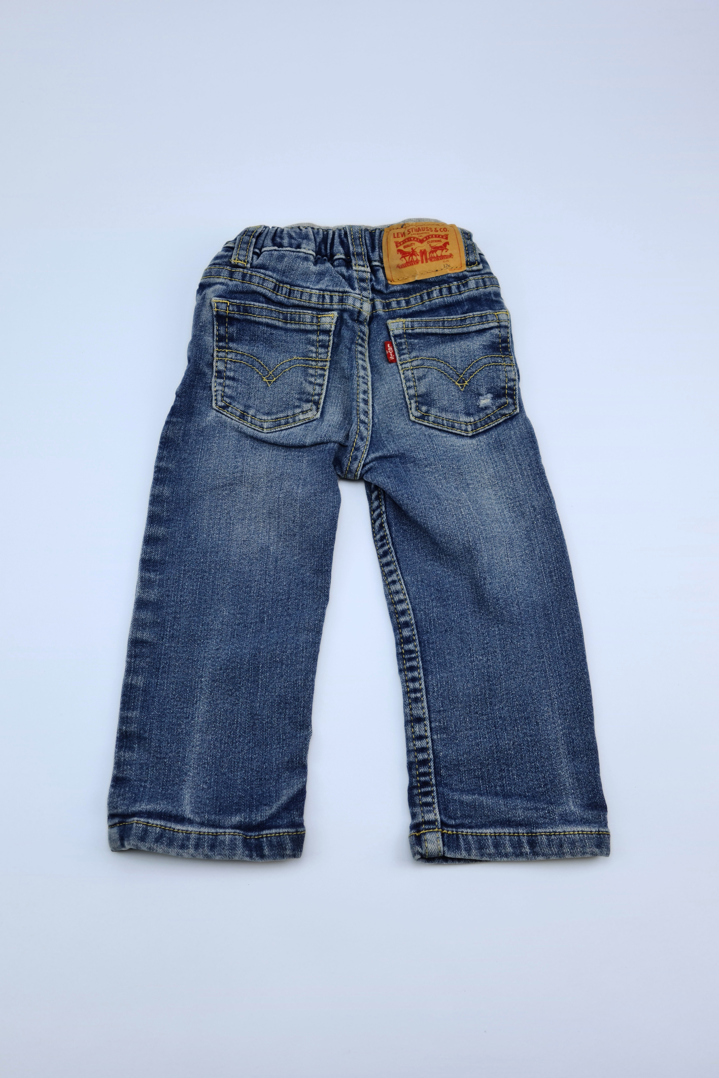 9 Months Levi's Regula Fit Blue Jeans