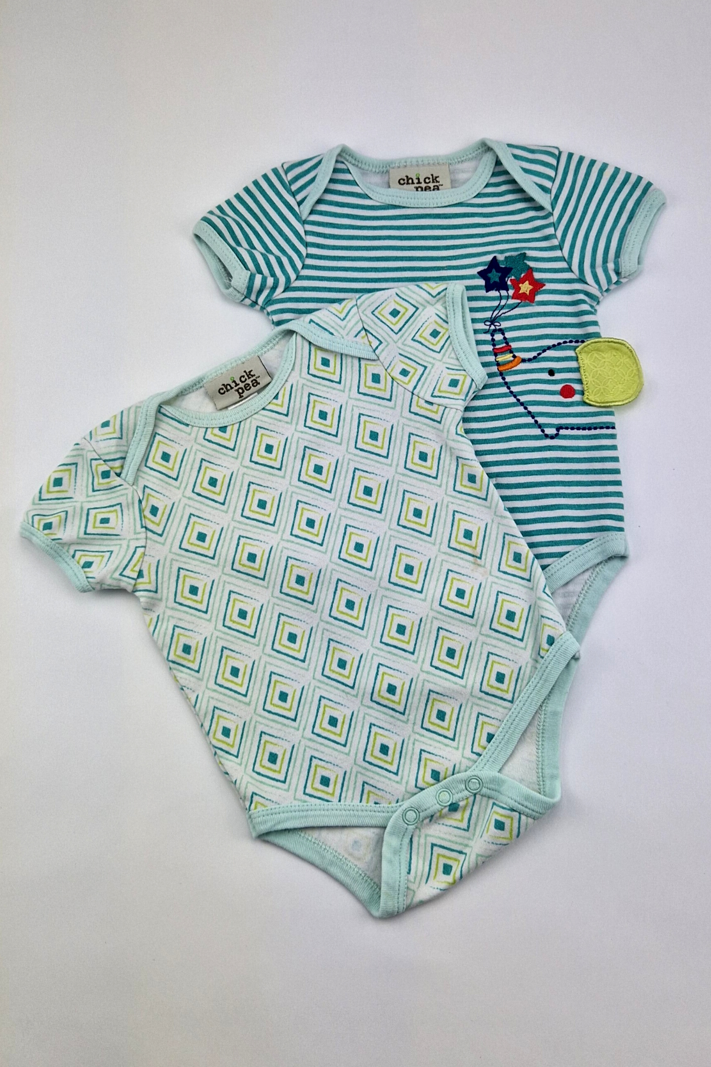 6–9 Monate – Kurzarm-Body-Set mit gemischten Aufdrucken (Kichererbse)