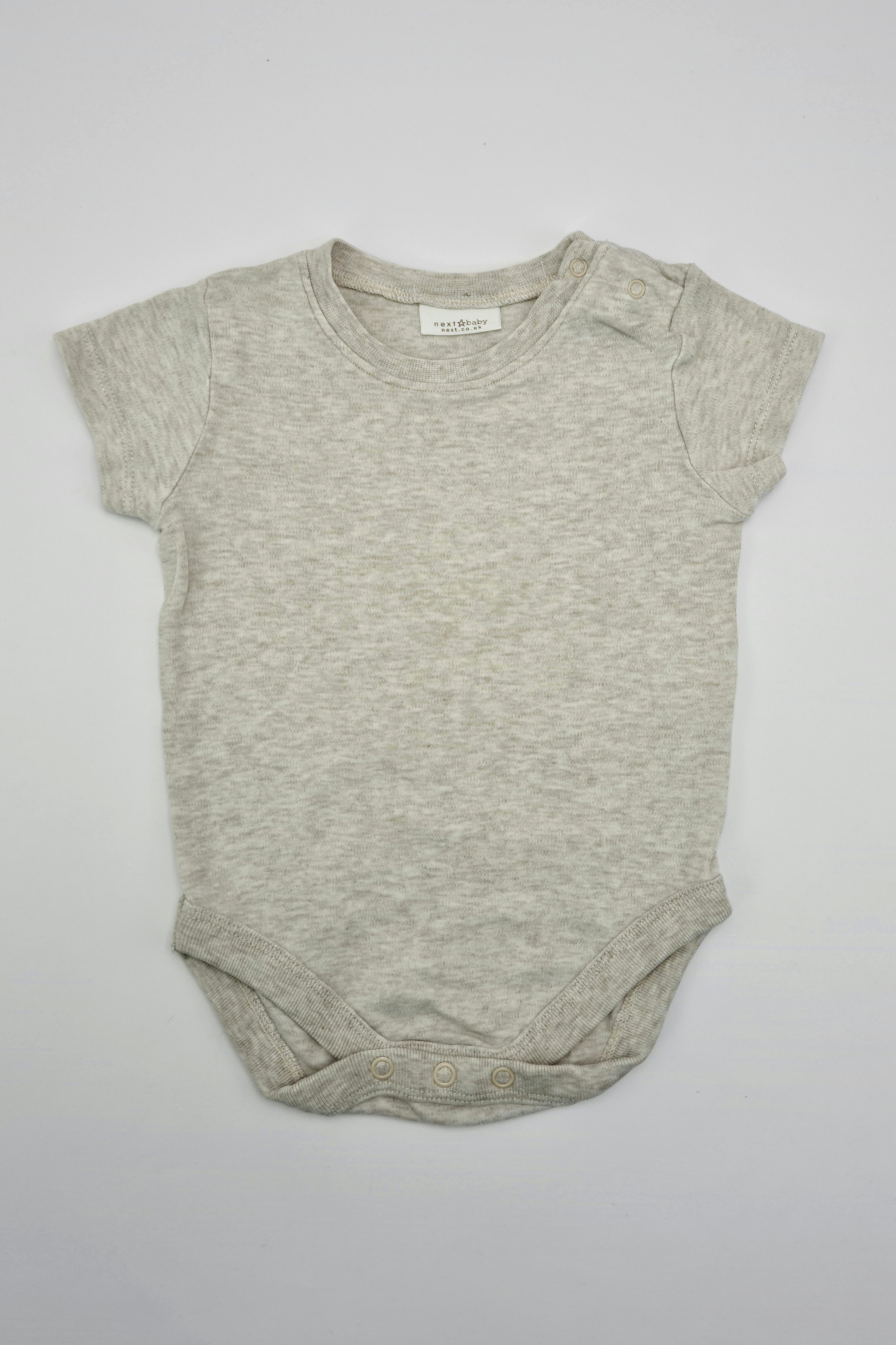 6-9 mois - Body gris (Suivant)