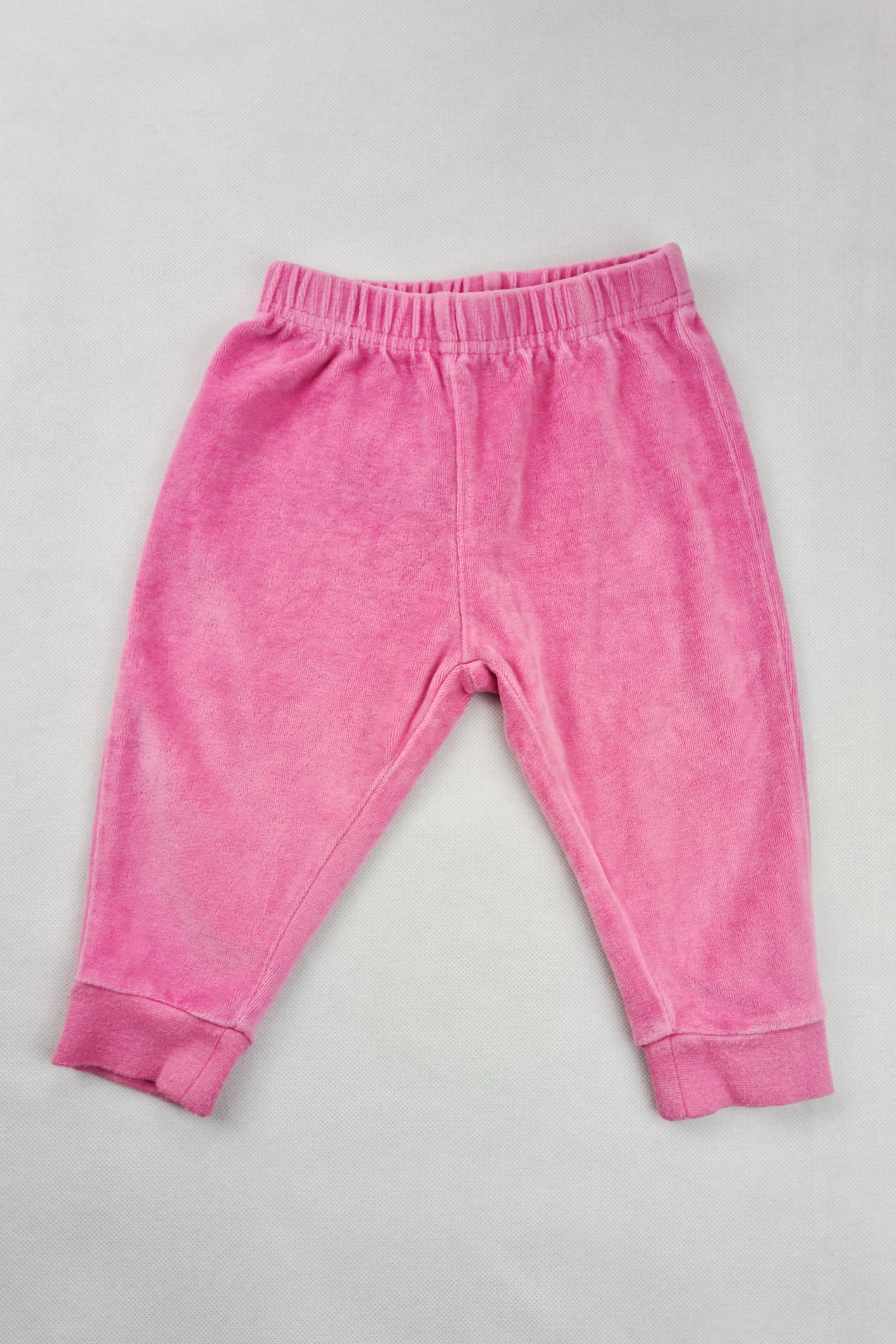 9-12m - Pink velour trousers
(Mini V By Very)
In Good Condition