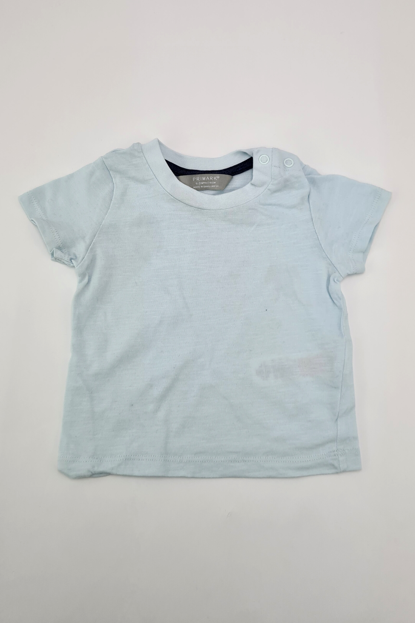 6–9 Monate – Hellblaues T-Shirt (Primark)