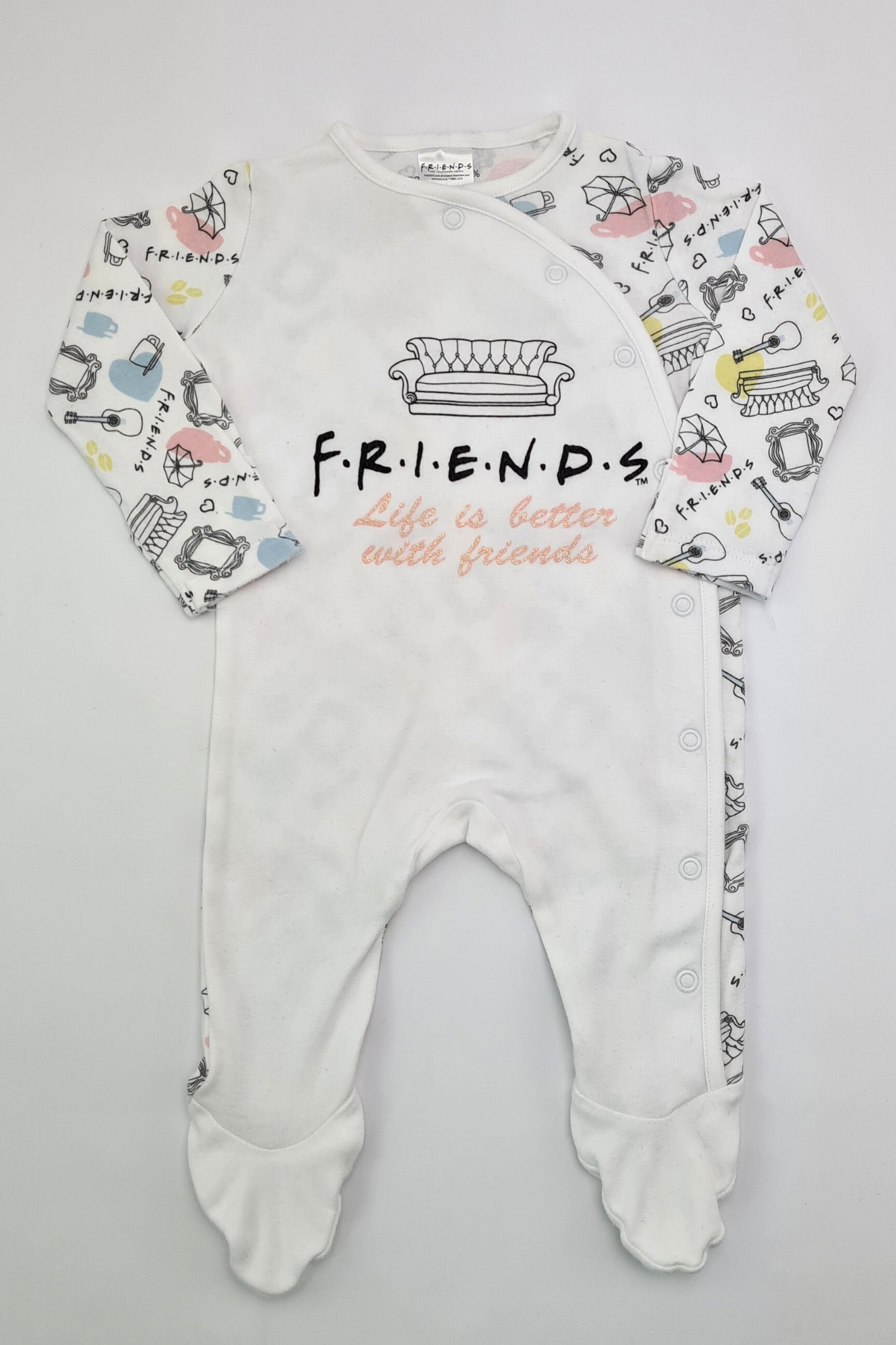 0–3 m – Schlafanzug „Life Is Better With Friends“ aus Bio-Baumwolle