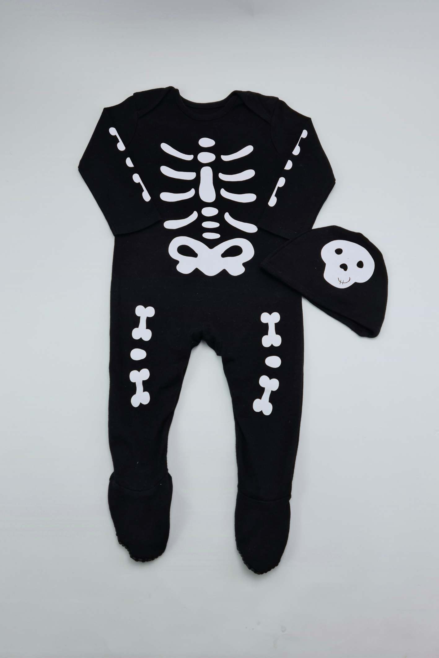 9-12m - 100% Cotton Halloween Skeleton Sleepsuit Costume  (George)