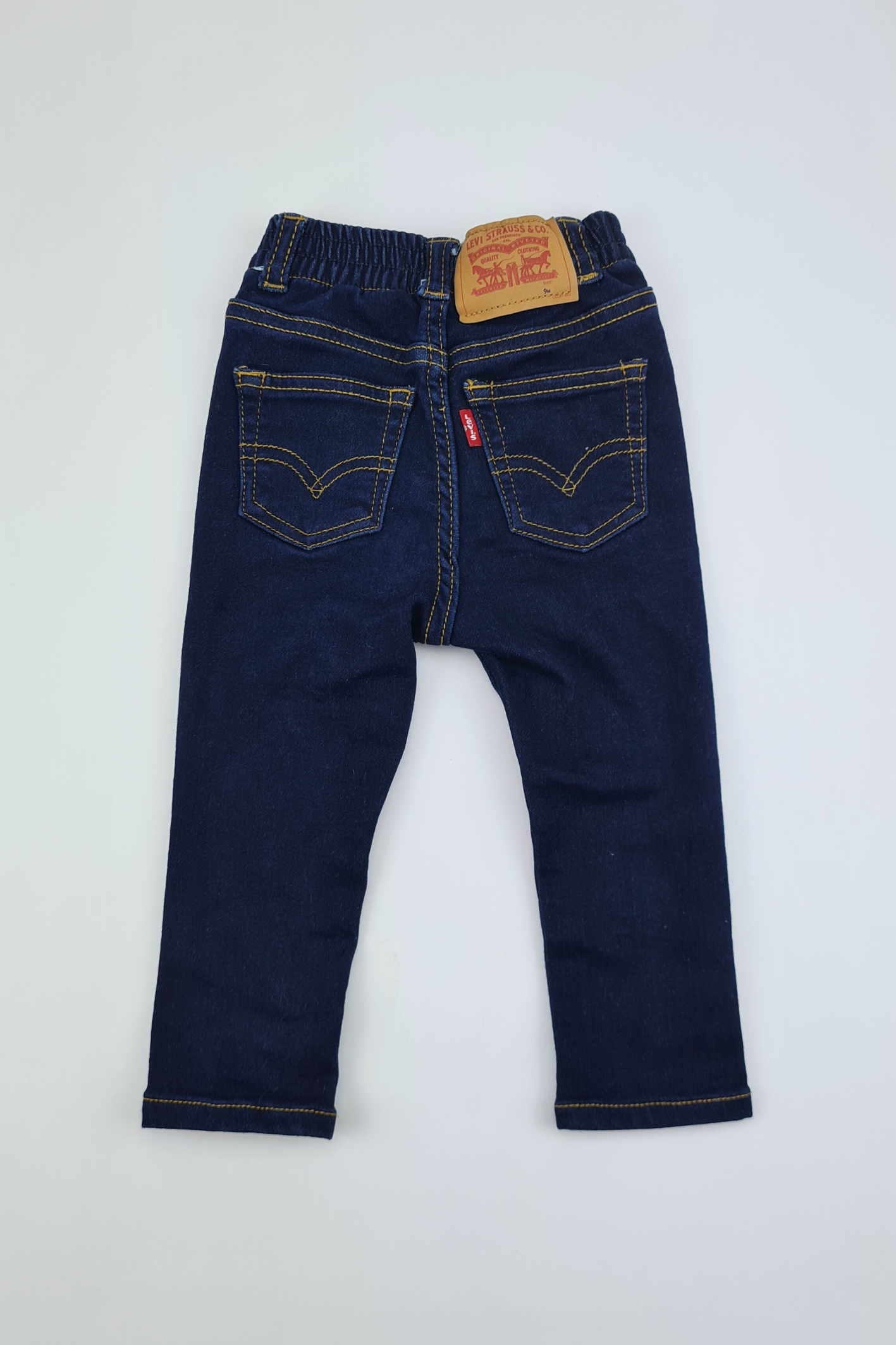 9m - Dunkelblaue Jeans (Levi)