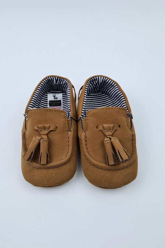 9–12 Monate – braune Loafer-Schuhe (Di)