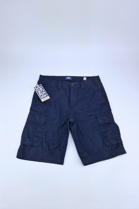 12y Navy Cargo Shorts

Brand: Jack & Jones

New With Tags 