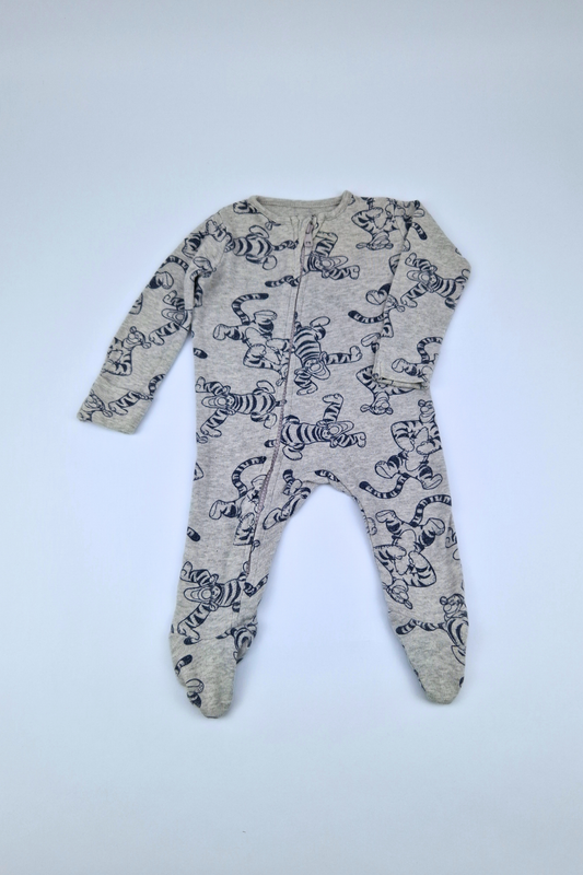 0-3m Tigger Grey Sleepsuit