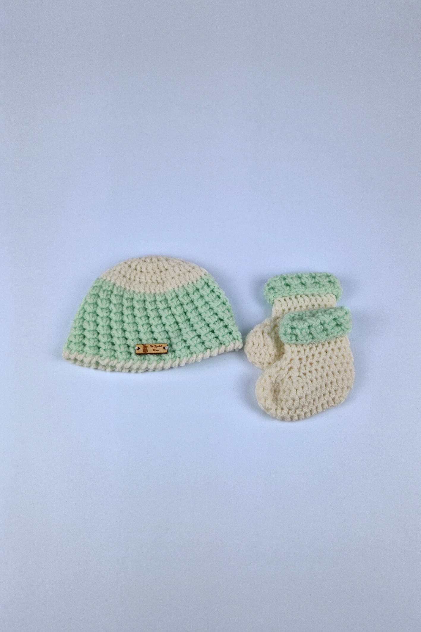 Crochet Fairy's Newborn Mint Colour Block Beanie & Booties Set