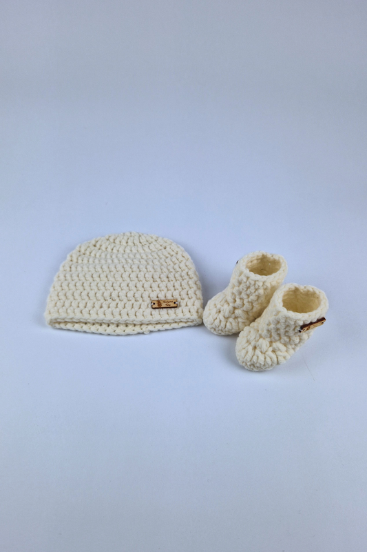 Crochet Fairy's Newborn Beanie & Booties Set