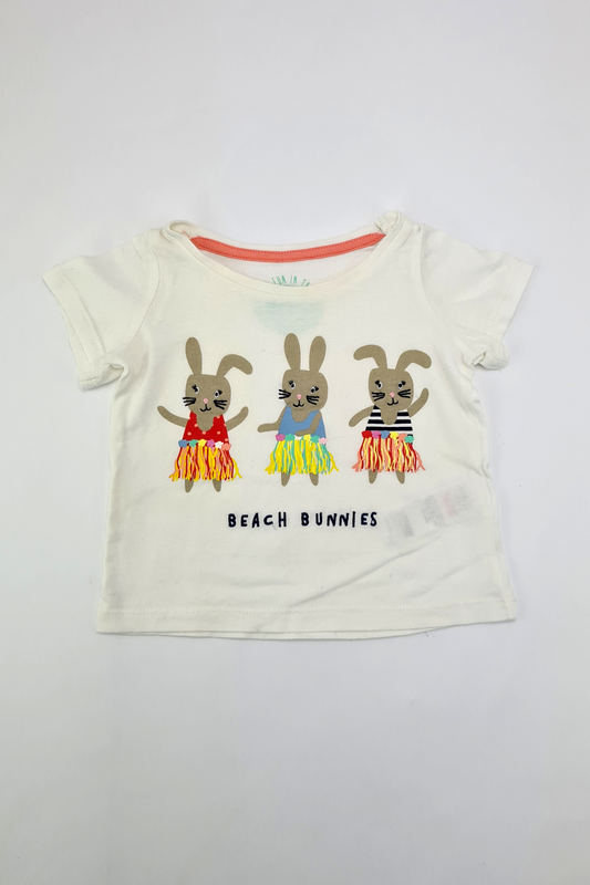 3–6 Monate – T-Shirt „Beach Bunnies“.