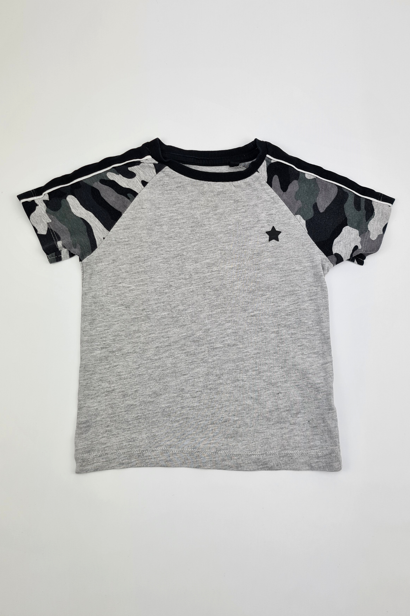 12–18 Monate – Graues Camouflage-T-Shirt aus 100 % Baumwolle (Weiter)
