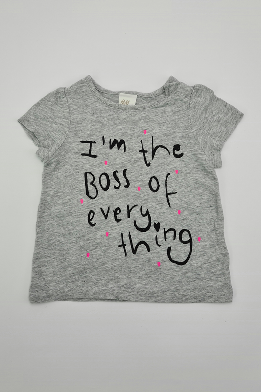 6–9 Monate – T-Shirt „I'm The Boss Of Everything“ (H&amp;M)