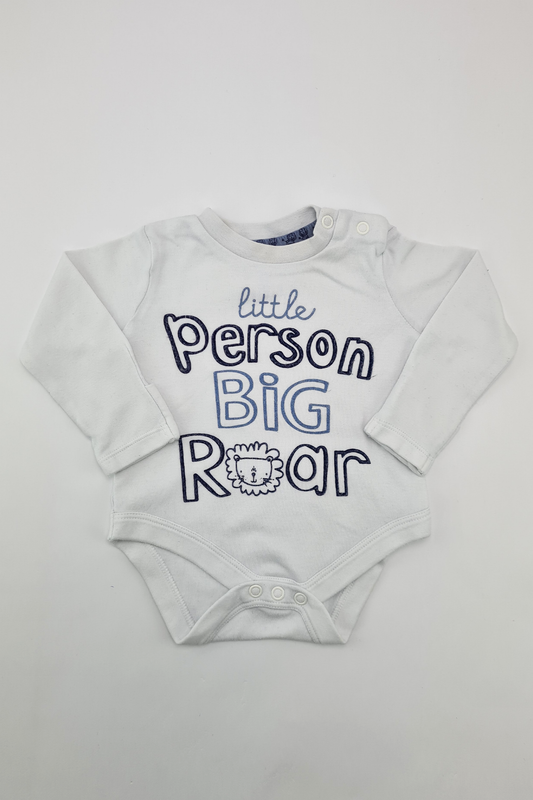0–3 Monate – Body „Little Person Big Roar“ (F&amp;F).