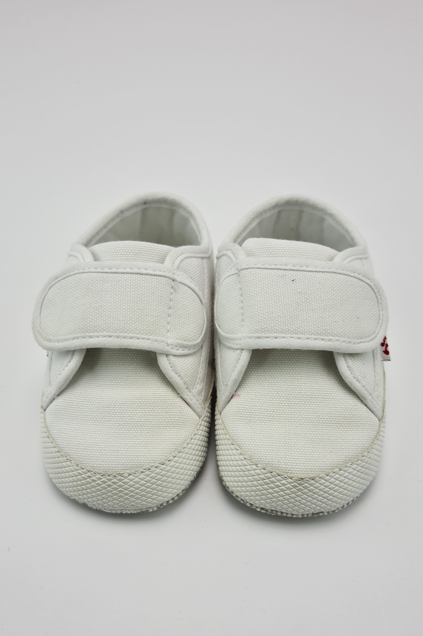Cheap baby sales shoes size 4